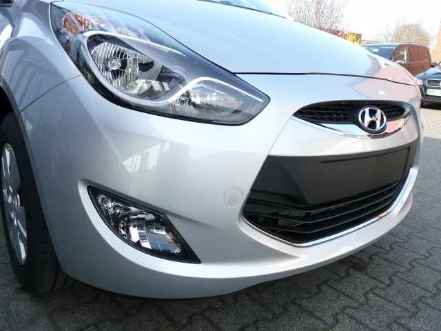 Gebraucht Hyundai ix20 Classic 125 PS (91 kW) 2015 Silber metallic Kleinwagen