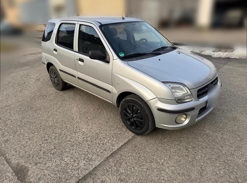 Gebraucht Subaru Justy 94 PS (69 kW) 2003 Silber Kleinwagen