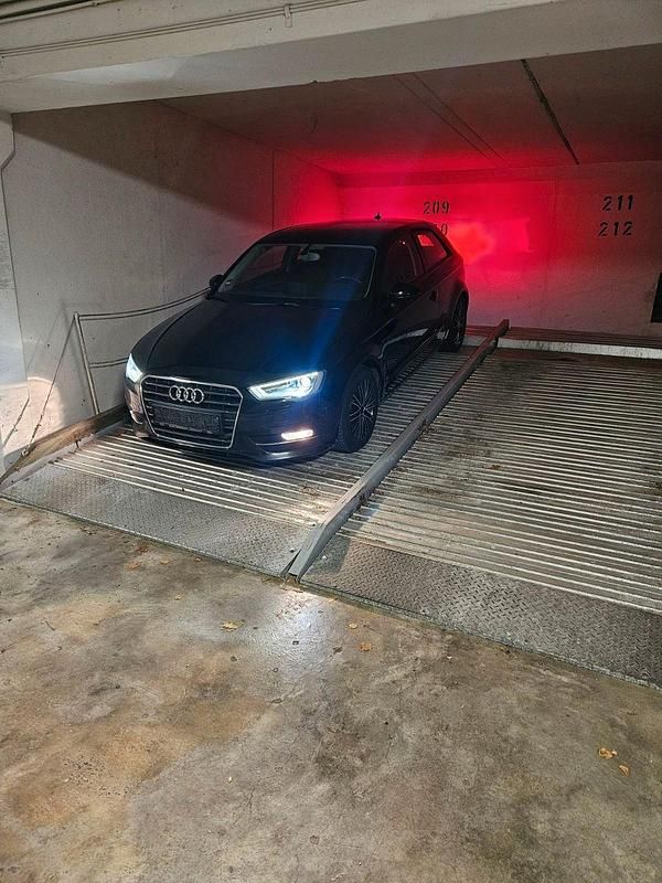 Second-hand Audi A3 Attraction 150 CP (110 kW) 2012 Negru Hatchback