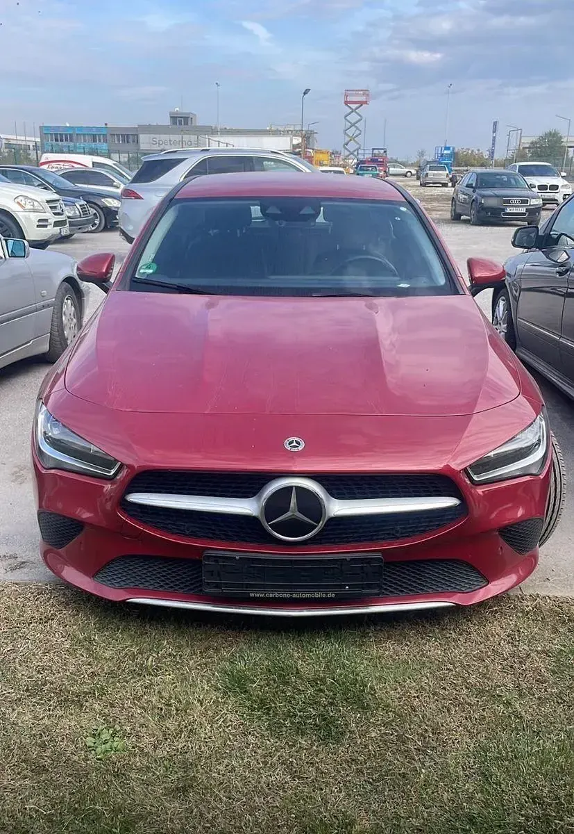 Gebraucht Mercedes CLA250e Shooting Brake 224 PS (164 kW) 2021 Rot Kombi