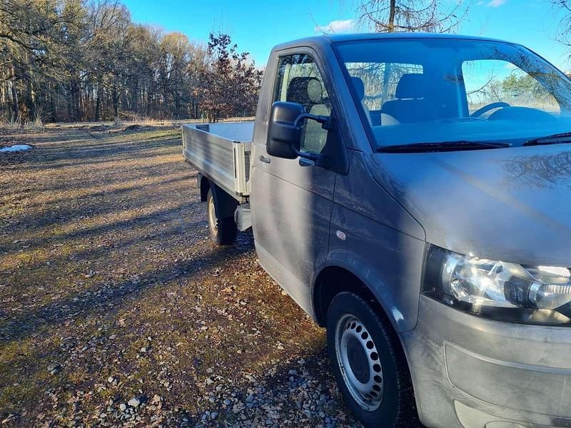 Gebraucht VW T5 102 PS (75 kW) 2010 Grau Van