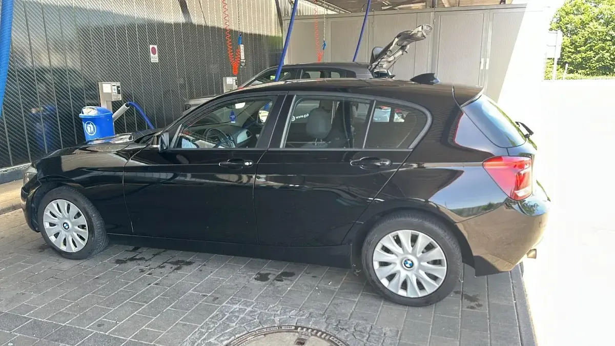 Gebraucht BMW 116 136 PS (100 kW) 2014 Schwarz Kleinwagen