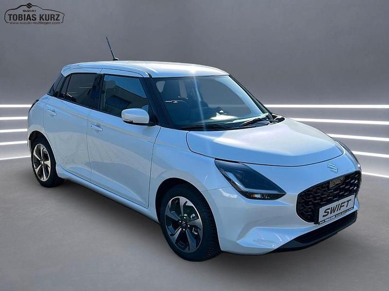 Neu Suzuki Swift 83 PS (61 kW) 2026 Weiß Kleinwagen