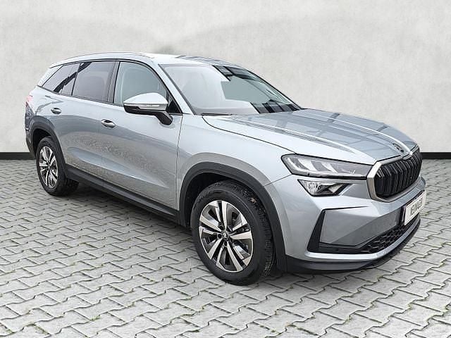 Neu Skoda Kodiaq Selection 204 PS (150 kW) 2025 Blackmagic perleffekt SUV