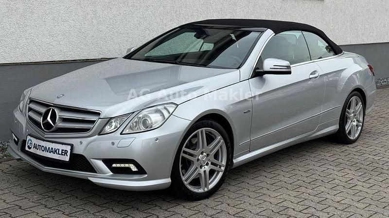 Używany Mercedes E220 AMG 170 KM (125 kW) 2011 Srebrny Kabriolet