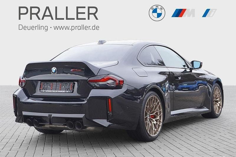 Neu BMW M2 Performance 530 PS (389 kW) 2025 Black sapphire metallic Coupé