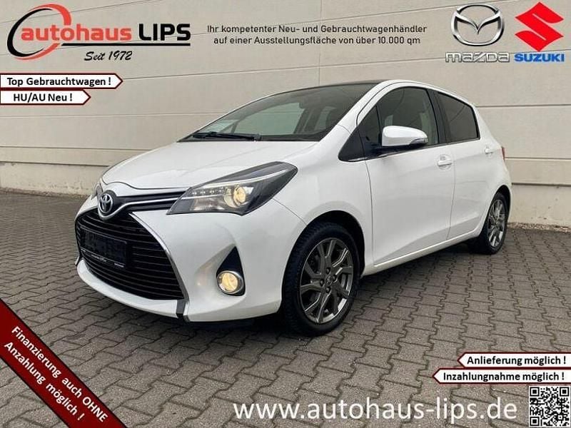Super white 2 Gebraucht 2015 Toyota Yaris Club Kleinwagen | 8.890 € (Fairer Preis) - Bild 1/4