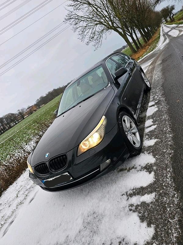 Gebraucht BMW 525 218 PS (160 kW) 2007 Schwarz Kombi