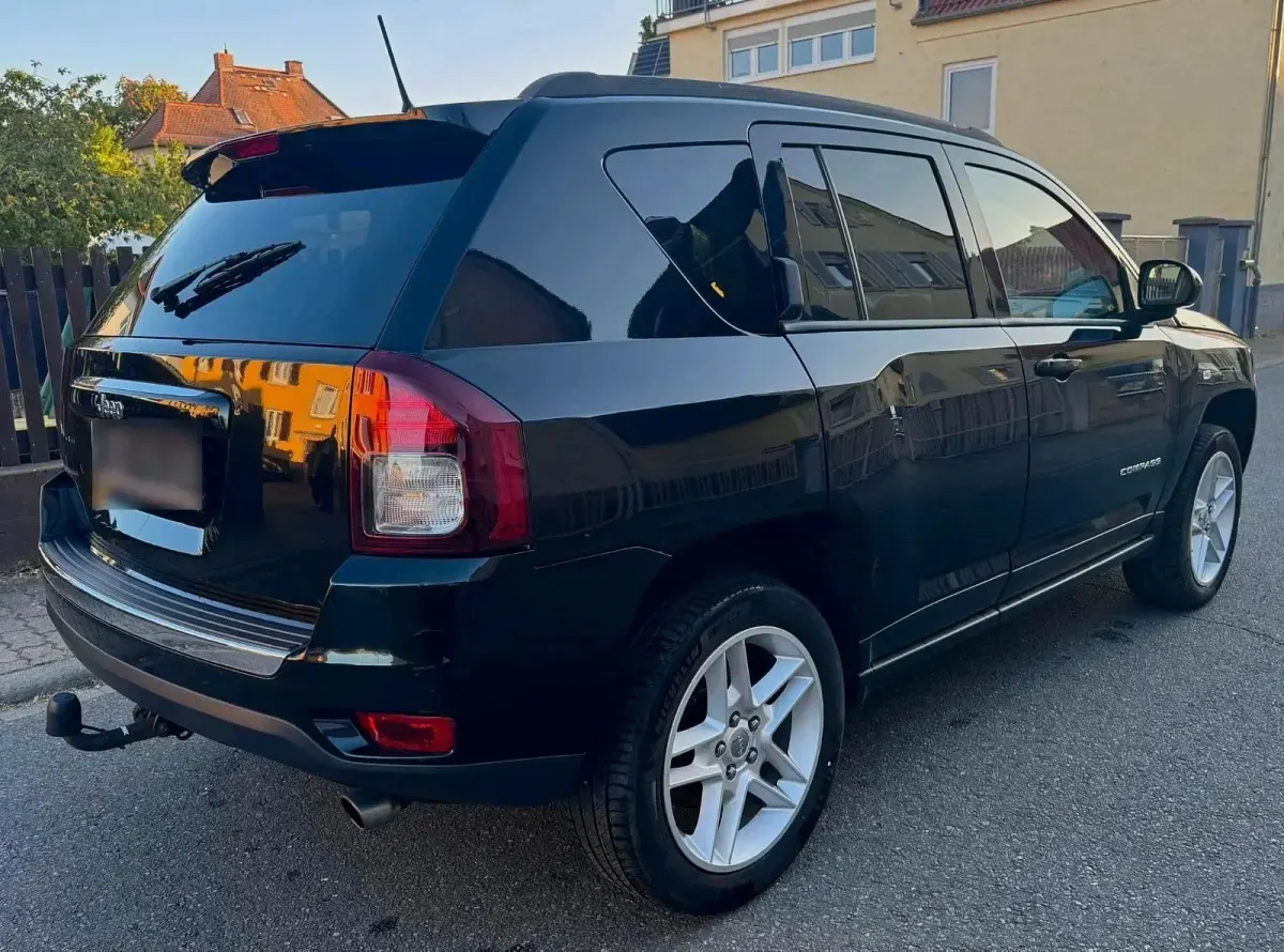 Usata Jeep Compass 163 CV (119 kW) 2013 Nero SUV