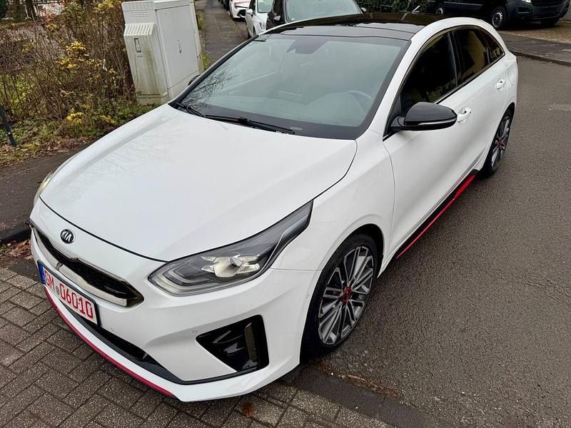 Gebraucht Kia ProCeed 204 PS (150 kW) 2018 Weiß Kleinwagen