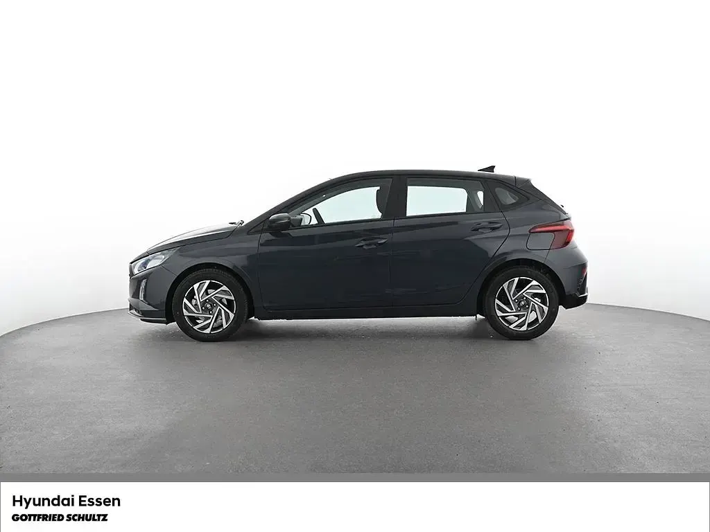 Neu Hyundai i20 Comfort 101 PS (74 kW) 2026 Grau Kleinwagen
