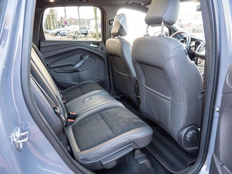 Gebraucht Ford Kuga ST-Line 150 PS (110 kW) 2019 Grau SUV