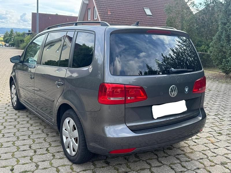 Gebraucht VW Touran Style 105 PS (77 kW) 2012 Grau Van / Kleinbus