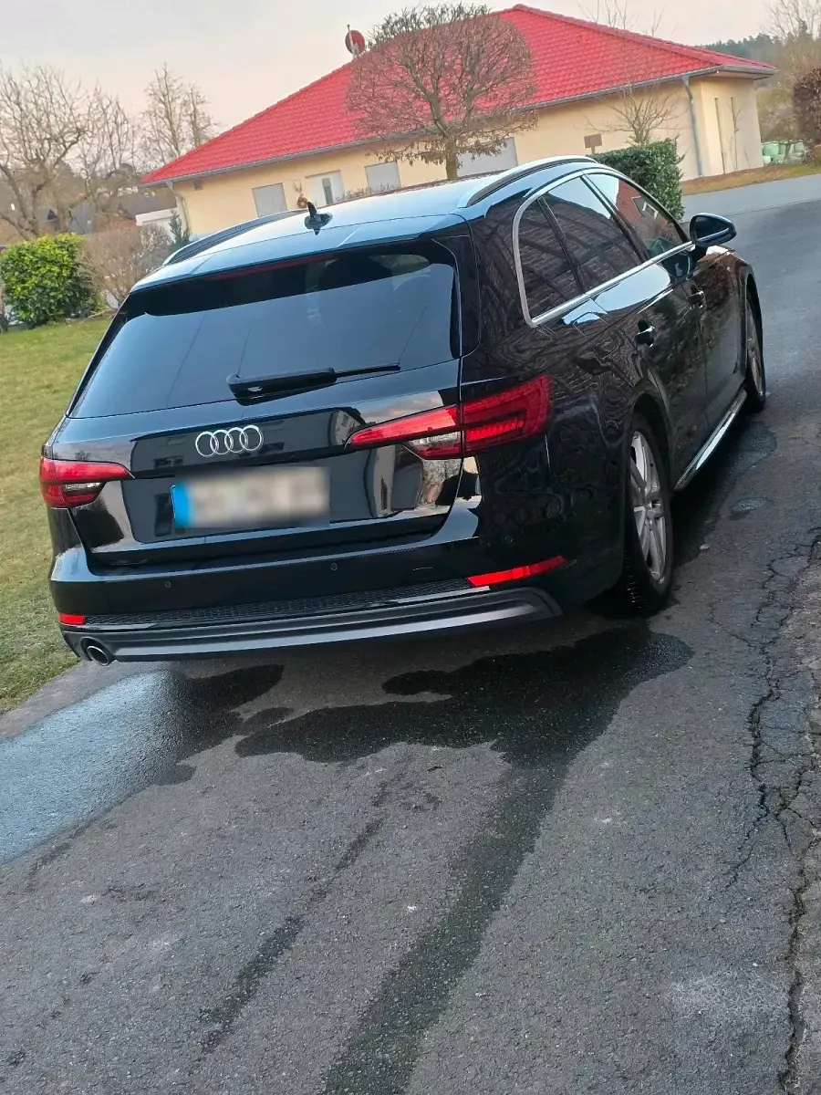 Gebraucht Audi A4 S-Line 150 PS (110 kW) 2017 Schwarz Kombi