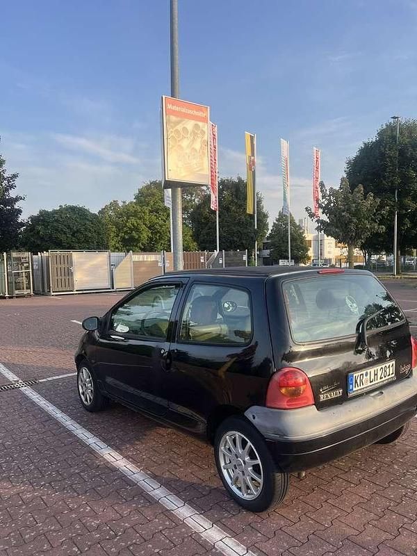 Schwarz Gebraucht 2002 Renault Twingo Liberty Kleinwagen | 1.100 € (Fairer Preis) - Bild 1/4