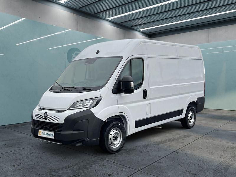 Weiß Gebraucht 2024 Citroën Jumper Van / Kleinbus | 25.949 € (Superpreis) - Bild 1/4