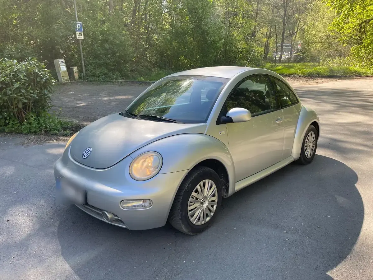 Gebraucht VW Beetle 105 PS (77 kW) 2002 Silber Kleinwagen