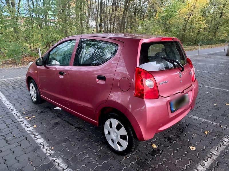 Gebraucht Suzuki Alto 68 PS (50 kW) 2010 Rot Kleinwagen