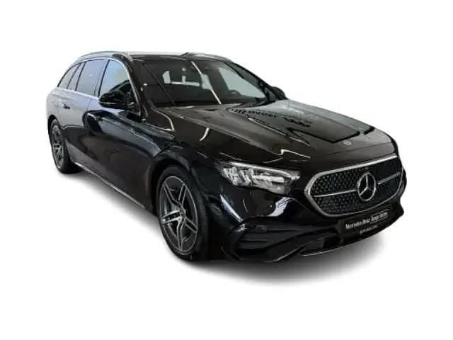 Schwarz Gebraucht 2025 Mercedes E220 AMG Kombi | 51.858 € (Fairer Preis) - Bild 1/4