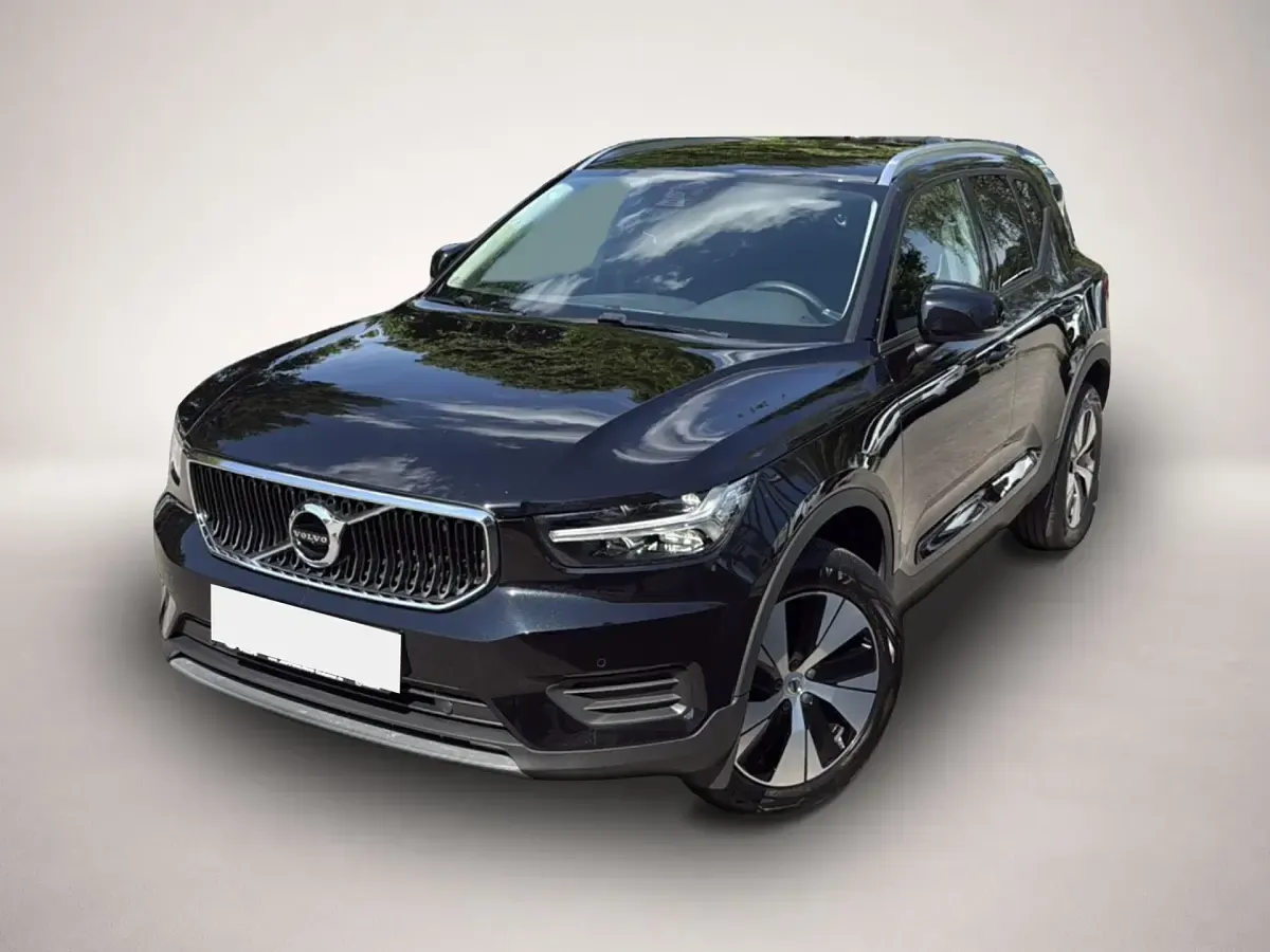 Gebraucht Volvo XC40 Core 197 PS (144 kW) 2022 SUV