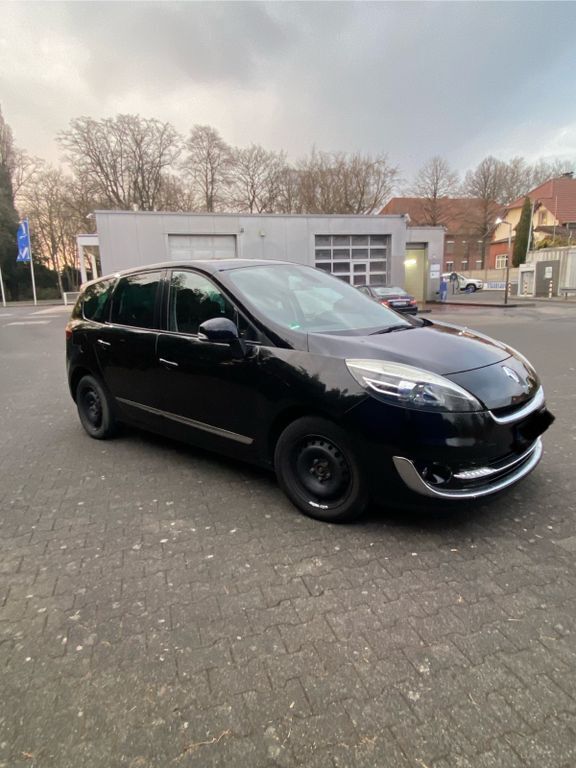 Schwarz Gebraucht 2012 Renault Grand Scénic III Dynamique Van / Kleinbus | 4.600 € (Fairer Preis) - Bild 1/4