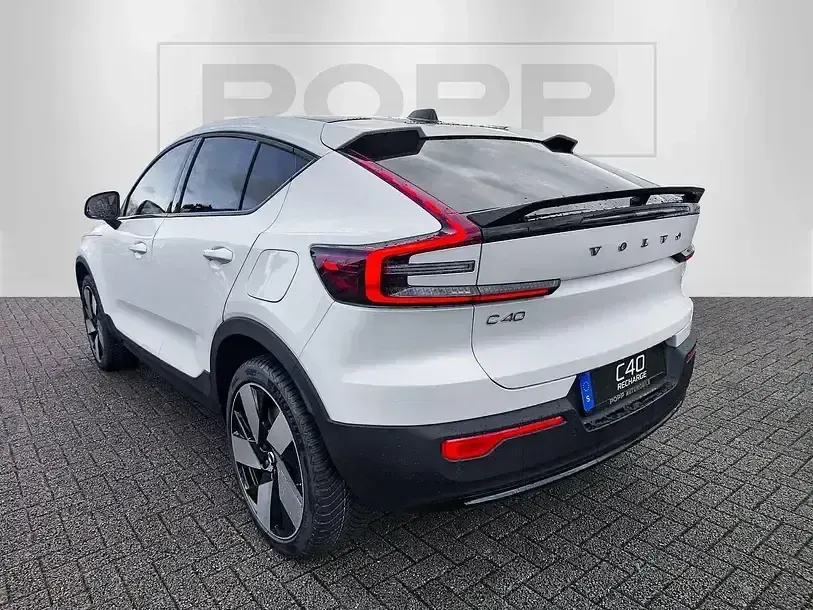 Gebraucht Volvo EC40 Plus 300 kW (408 PS) 2024 Weiss SUV