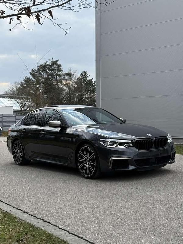 Gebraucht BMW M550 Performance 551 PS (405 kW) 2017 Grau Limousine