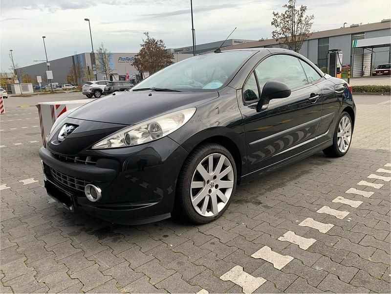 Gebraucht Peugeot 207 CC 150 PS (110 kW) 2008 Schwarz Cabrio