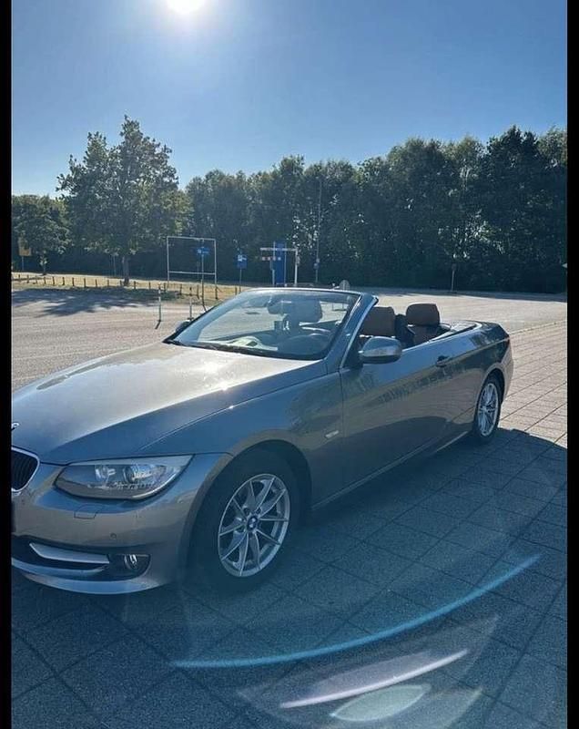 Gebraucht BMW 318 Cabriolet 143 PS (105 kW) 2011 Cabrio