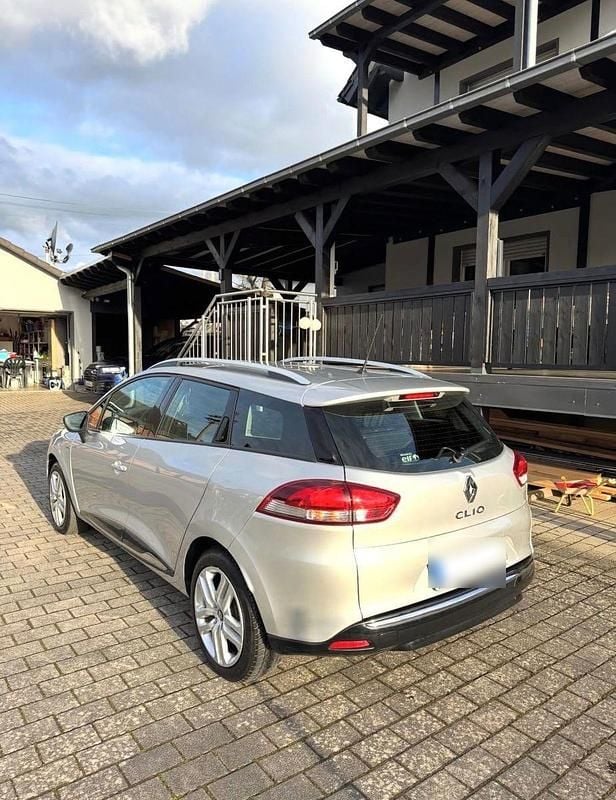 Gebraucht Renault Clio V LIMITED 90 PS (66 kW) 2020 Silber Kleinwagen