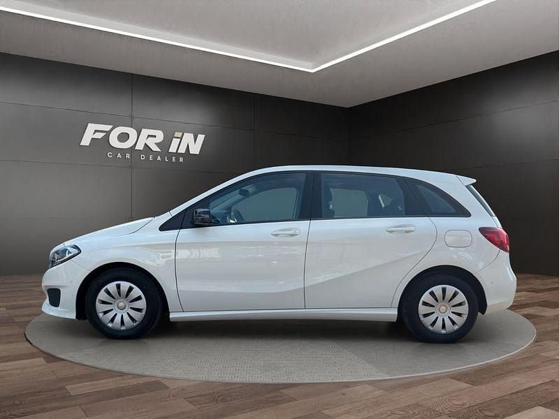 Gebraucht Mercedes B160 90 PS (66 kW) 2017 Weiß Van / Kleinbus