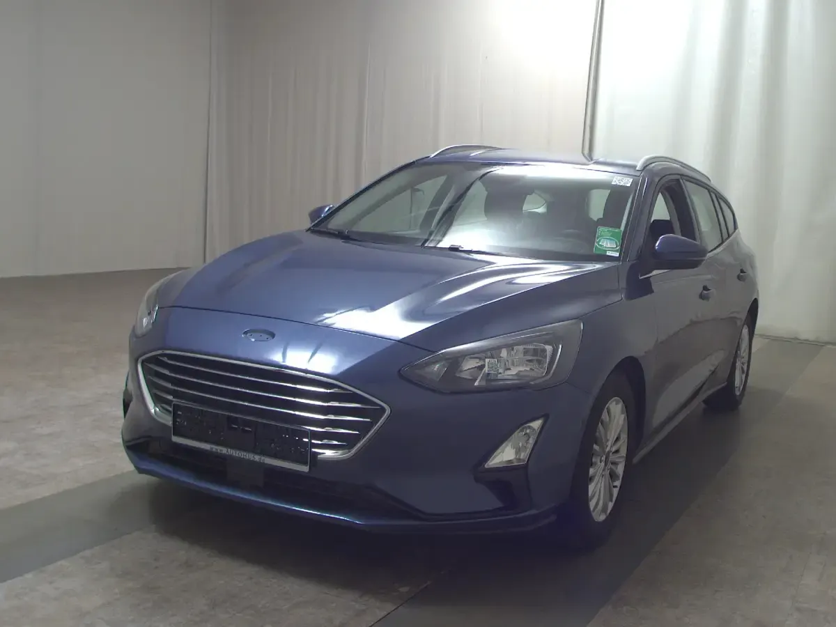 Używany Ford Focus Titanium 125 KM (91 kW) 2021 Niebieski Kombi
