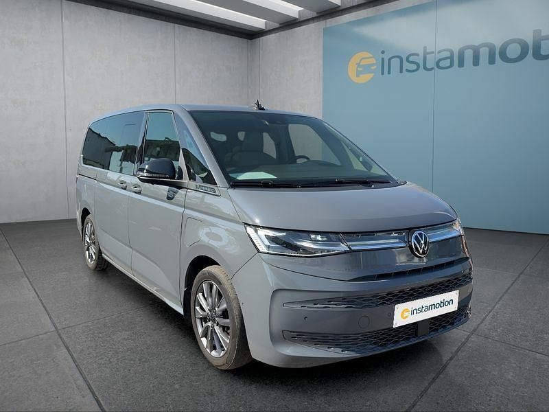 Usata VW Multivan 150 CV (110 kW) 2023 Grigio Monovolume