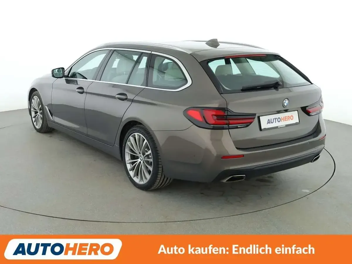Gebraucht BMW 540 340 PS (250 kW) 2020 Gray Kombi