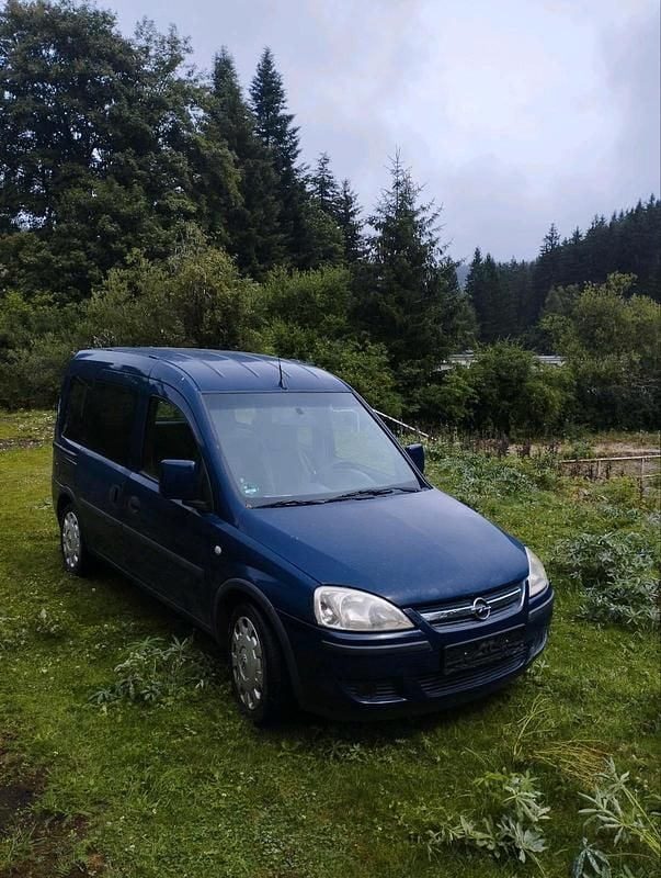 Blau Gebraucht 2005 Opel Combo Van / Kleinbus | 1.600 € (Fairer Preis) - Bild 1/4