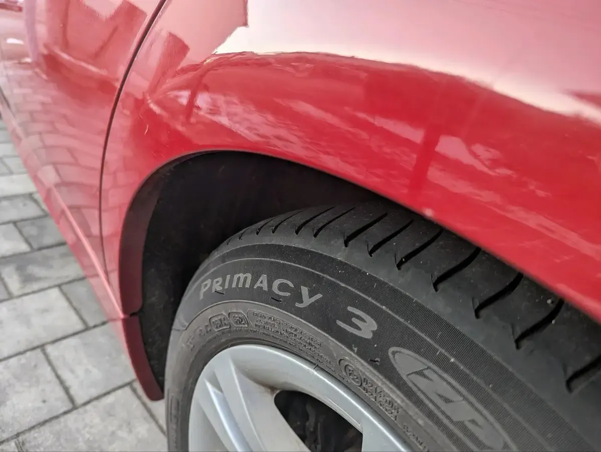 Gebraucht BMW 325 216 PS (158 kW) 2007 Rot Kombi