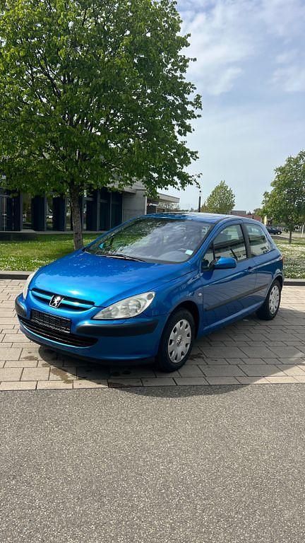Gebraucht Peugeot 307 Tendance 109 PS (80 kW) 2002 Blau Limousine