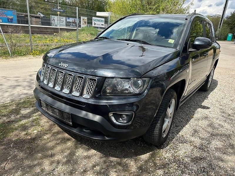 Usado Jeep Compass Limited 170 HP (125 kW) 2013 Preto SUV