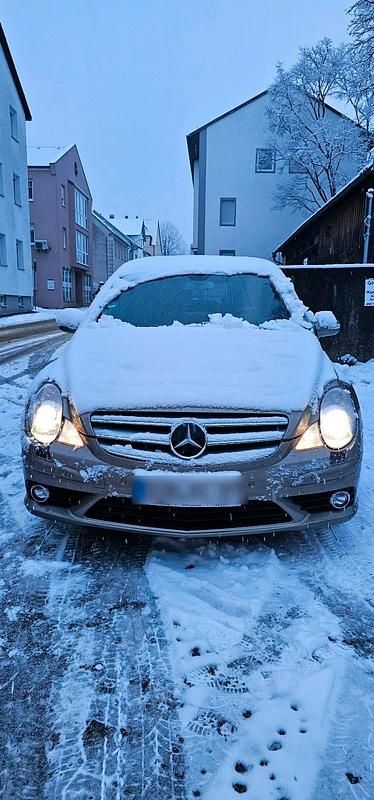 Gebraucht Mercedes R320 225 PS (165 kW) 2008 Gold Van / Kleinbus