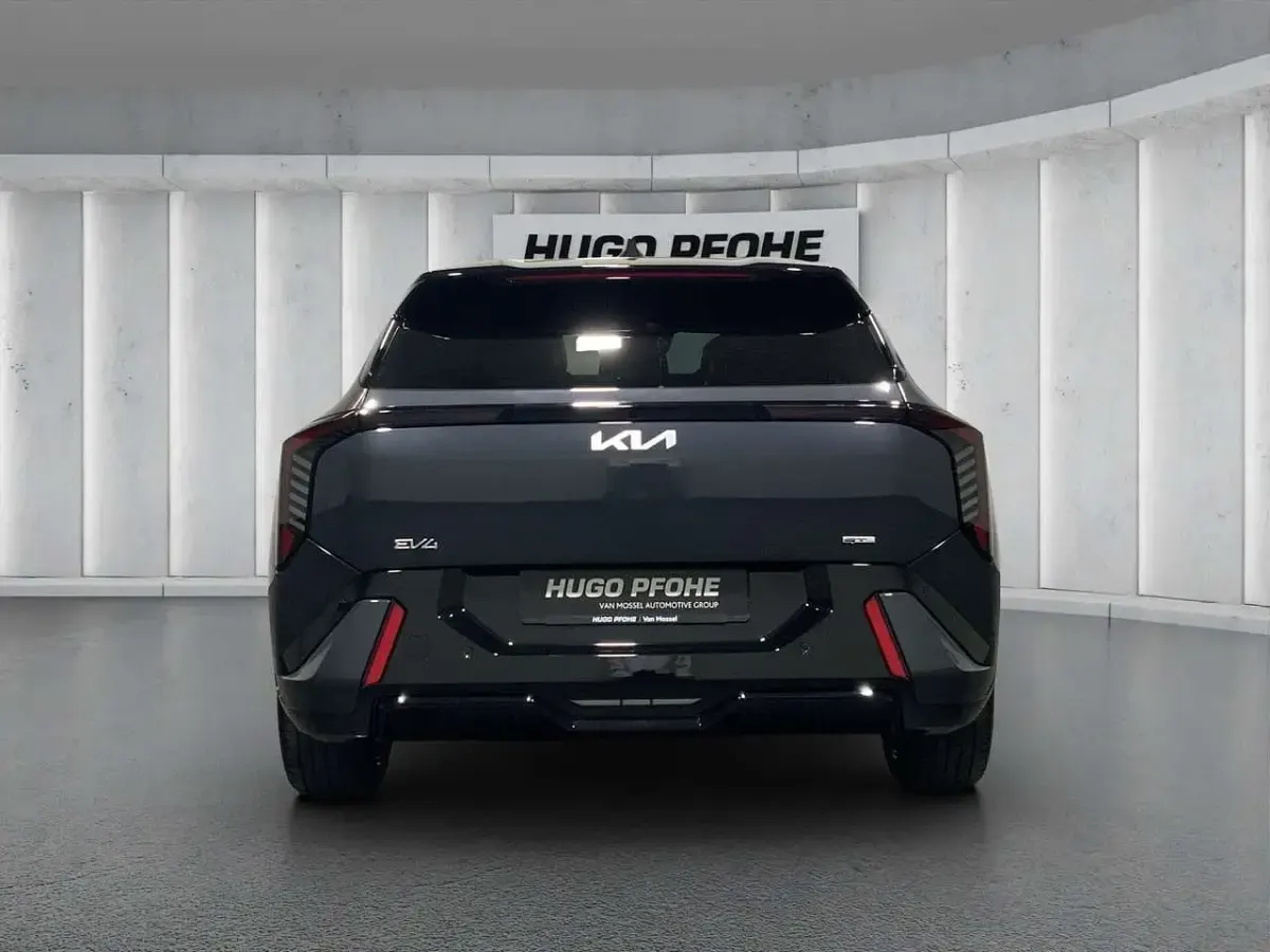 Gebraucht Kia EV4 GT-Line 150 kW (204 PS) 2025 Pentametal metallic Kleinwagen