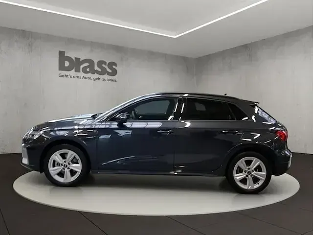 Gebraucht Audi A3 e-tron Ambiente 204 PS (150 kW) 2025 Manhattangrau metallic Kleinwagen