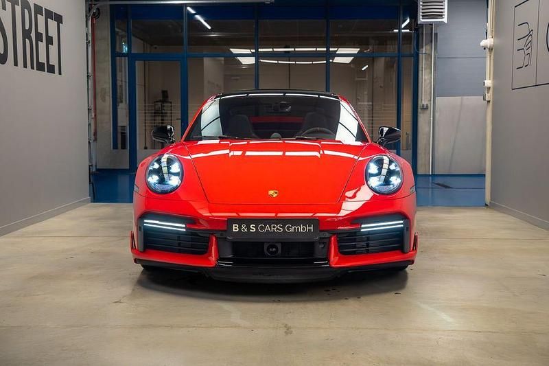 Gebraucht Porsche 992 Chrono 650 PS (478 kW) 2020 Rot