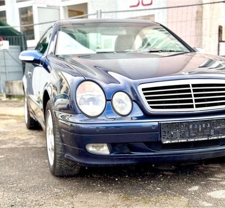 Blau Gebraucht 2000 Mercedes CLK320 Coupé | 4.999 € (Fairer Preis) - Bild 1/4