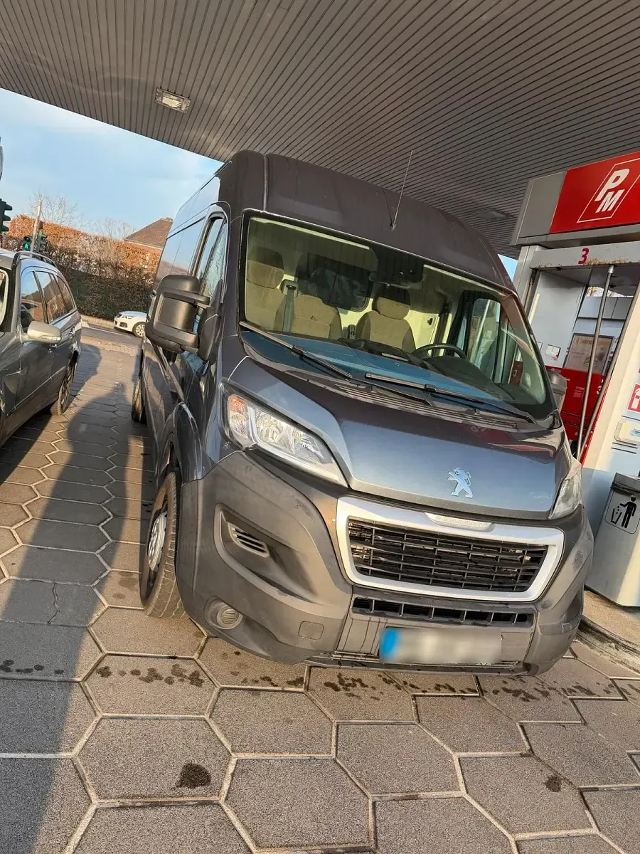 Używany Peugeot Boxer 163 KM (119 kW) 2018 Szary Van