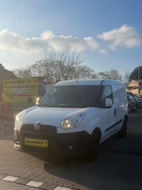 Gebraucht Fiat Doblò 90 PS (66 kW) 2011 Weiß Van / Kleinbus