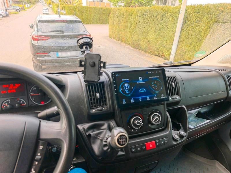 Gebraucht Peugeot Boxer 114 PS (83 kW) 2013 Grau Van