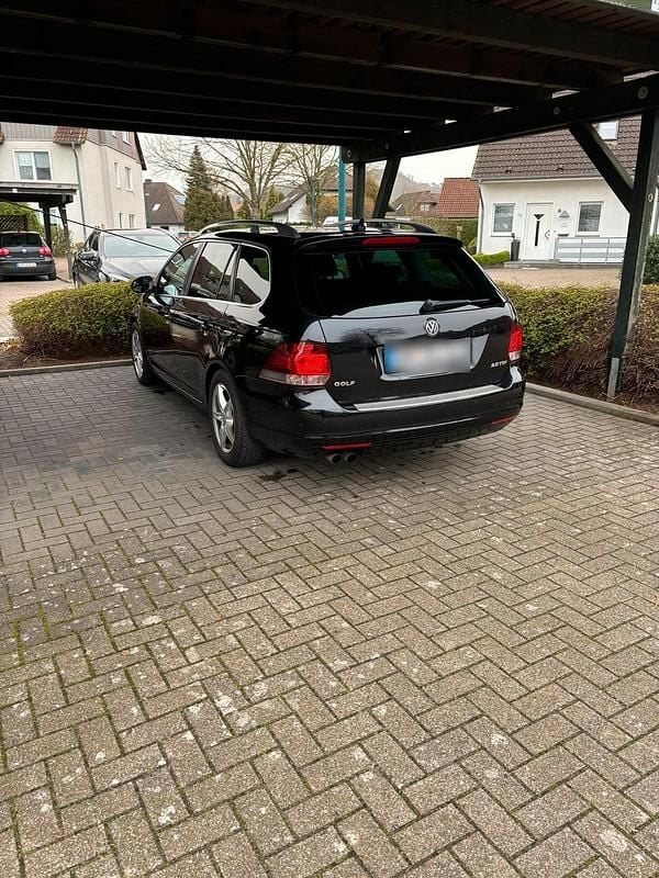 Gebraucht VW Golf VI 140 PS (102 kW) 2010 Schwarz Kleinwagen