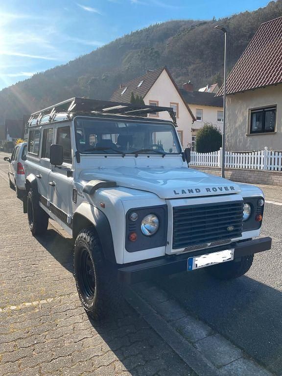 Gebraucht Land Rover Defender 122 PS (89 kW) 2011 Weiß SUV