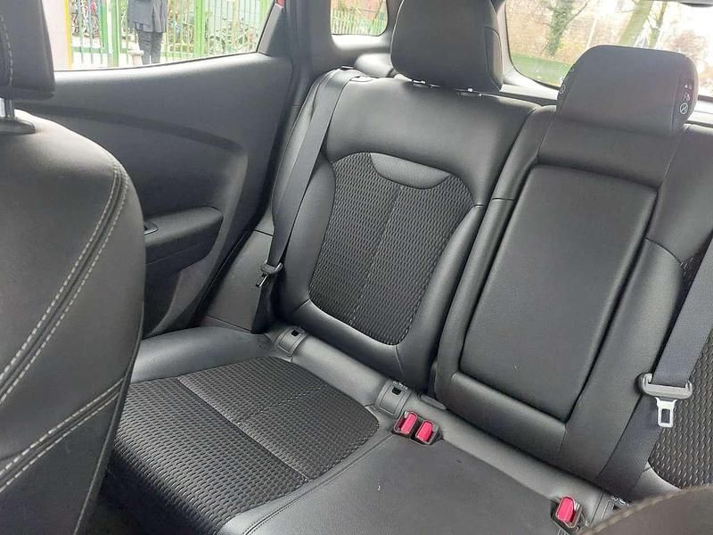 Gebraucht Renault Kadjar LIMITED 140 PS (102 kW) 2018 Rot SUV