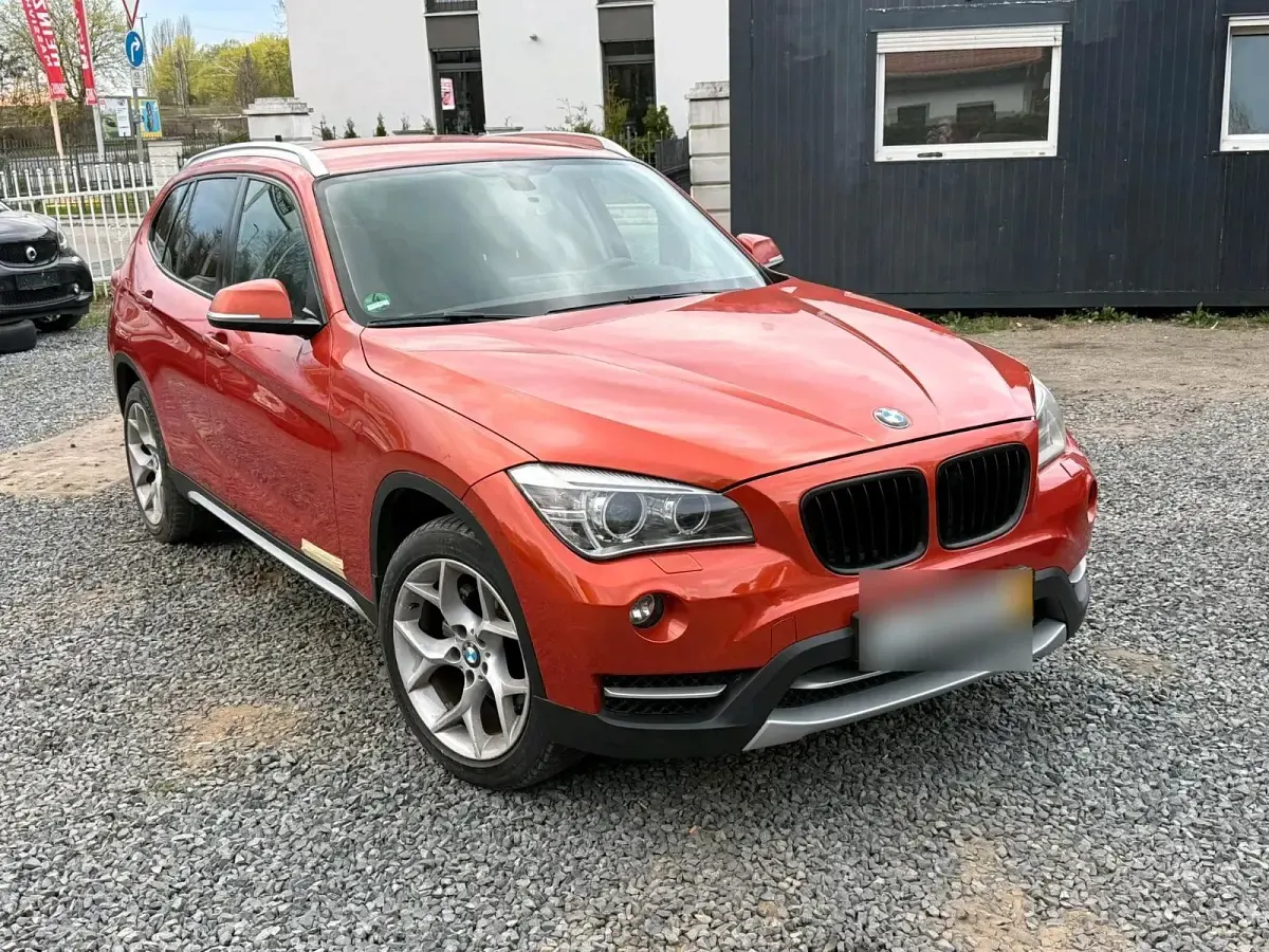 Gebraucht BMW X1 177 PS (130 kW) 2012 Orange SUV